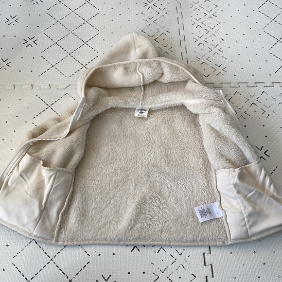 Outdoor Kids by Bass Pro Shop jacket - Picture 2 of 5